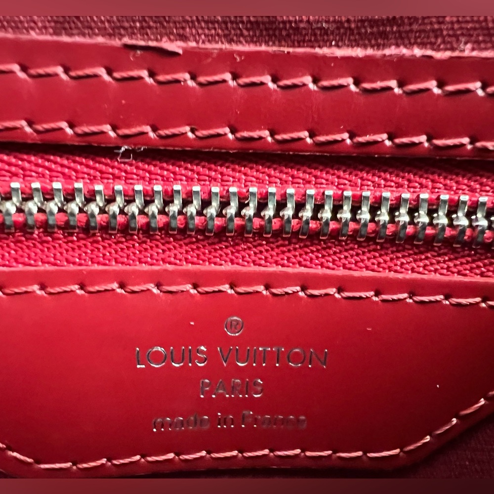 Louis Vuitton EPI Leather Brea MM Rubis Shoulder Purse Tote Bag Two Way LV Red - Picture 12 of 16